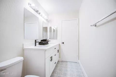 5241 Elena Cir, Mesa, AZ 85206 photo 11