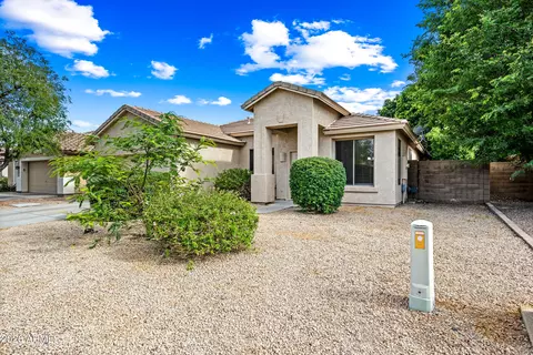 9231 W Salter Dr, Peoria, AZ 85382