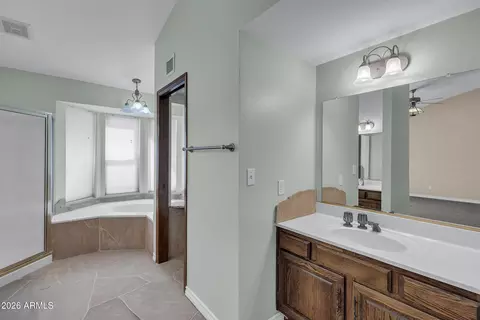 Bath - 3907 E Coconino St, Phoenix, AZ 85044 photo 1 of 4
