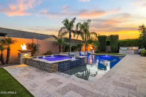 Exterior - 2537 E Turnberry Dr, Gilbert, AZ 85298 photo 28 of 30