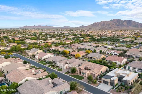 View/Area - 2537 E Turnberry Dr, Gilbert, AZ 85298 photo 3 of 10