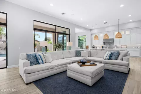 Living - 2537 E Turnberry Dr, Gilbert, AZ 85298 photo 2 of 5