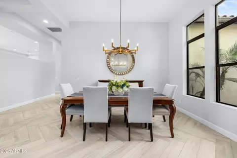 Dining - 2537 E Turnberry Dr, Gilbert, AZ 85298 photo 2 of 3