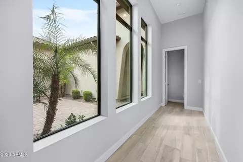 Entry Way - 2537 E Turnberry Dr, Gilbert, AZ 85298 photo 2 of 3