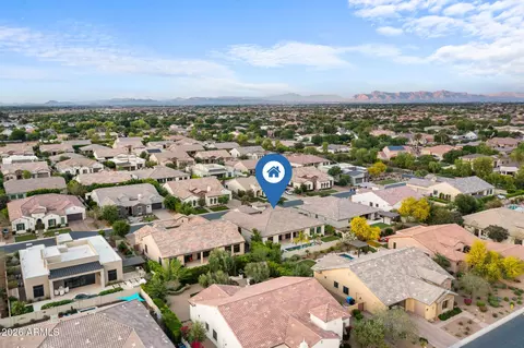 View/Area - 2537 E Turnberry Dr, Gilbert, AZ 85298 photo 6 of 10