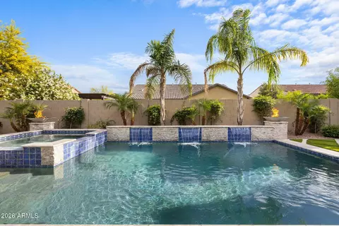 Exterior - 2537 E Turnberry Dr, Gilbert, AZ 85298 photo 8 of 30