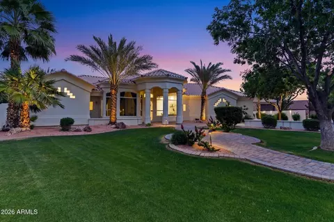 307 S Rochester Ct, Gilbert, AZ 85296