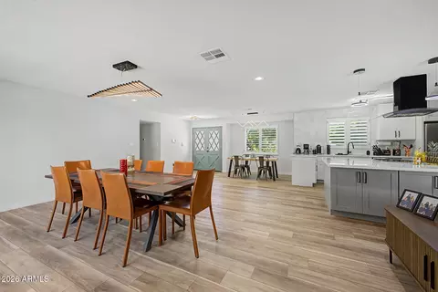 Dining - 1501 W Dunlap Ave, Phoenix, AZ 85021 photo 1 of 3