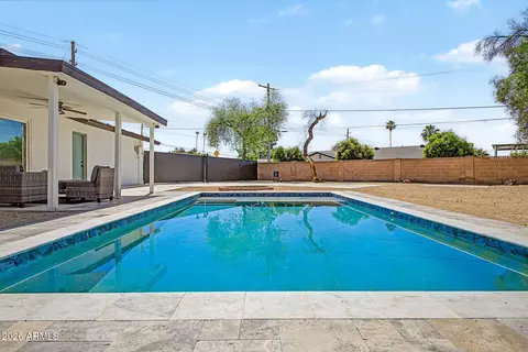 Exterior - 1501 W Dunlap Ave, Phoenix, AZ 85021 photo 10 of 12