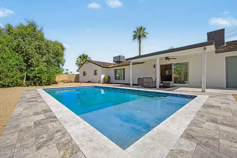 Exterior - 1501 W Dunlap Ave, Phoenix, AZ 85021 photo 4 of 12