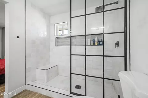 Bath - 1501 W Dunlap Ave, Phoenix, AZ 85021 photo 1 of 5