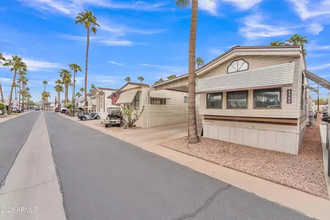 1152 S Sioux Dr, Apache Junction, AZ 85119 photo 2