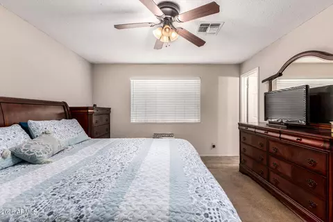 Bedroom - 4208 N 79th Ave, Phoenix, AZ 85033 photo 2 of 5