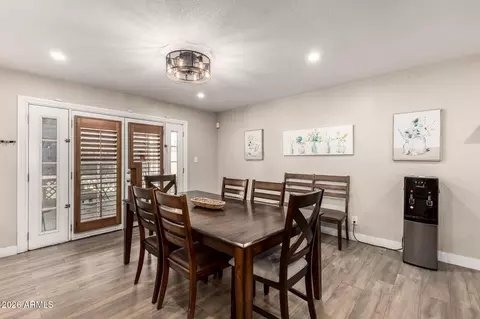 Dining - 4208 N 79th Ave, Phoenix, AZ 85033 photo 1 of 2