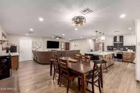Dining - 4208 N 79th Ave, Phoenix, AZ 85033 photo 2 of 2