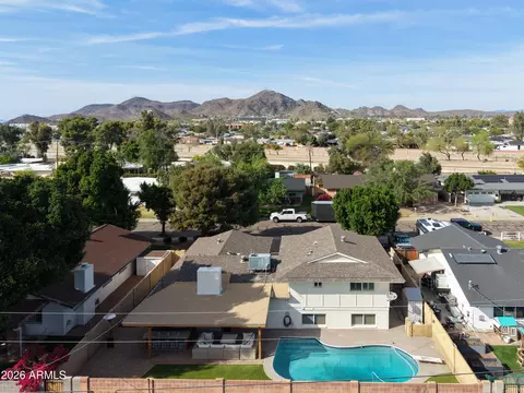 View/Area - 313 El Caminito Dr, Phoenix, AZ 85020 photo 2 of 5