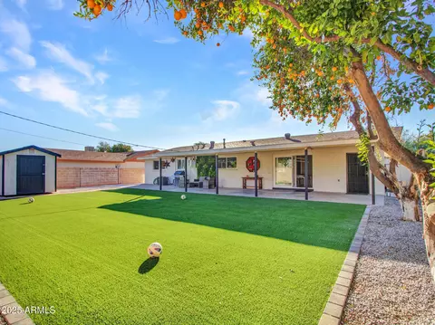 Exterior - 3010 E Yucca St, Phoenix, AZ 85028 photo 1 of 12