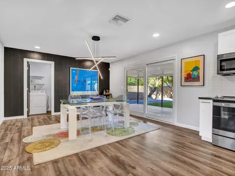 Dining - 3010 E Yucca St, Phoenix, AZ 85028 photo 2 of 3