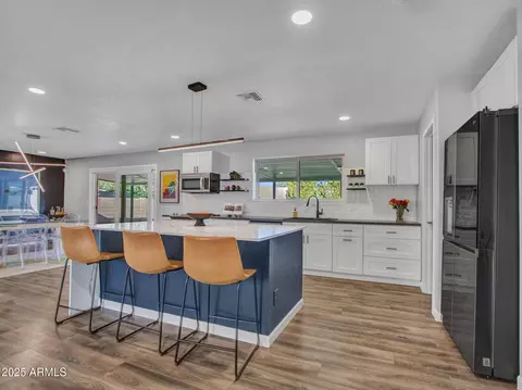 Kitchen - 3010 E Yucca St, Phoenix, AZ 85028 photo 1 of 7