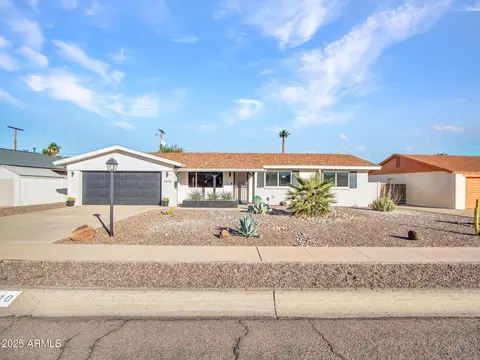 Exterior - 3010 E Yucca St, Phoenix, AZ 85028 photo 3 of 12