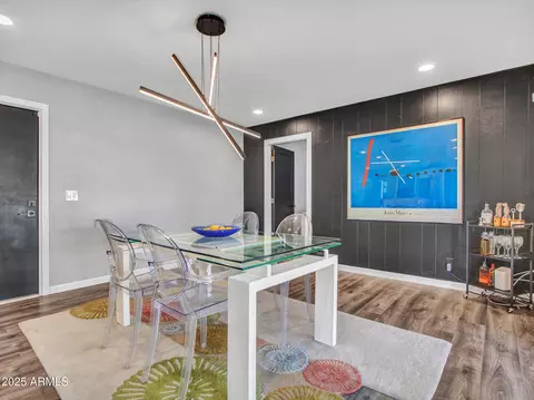 Dining - 3010 E Yucca St, Phoenix, AZ 85028 photo 3 of 3