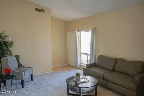 60 W Melody Dr, Gilbert, AZ 85233 photo 7