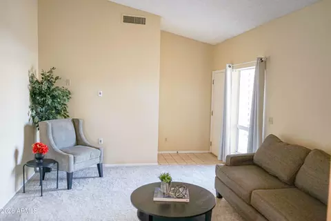 60 W Melody Dr, Gilbert, AZ 85233 photo 6
