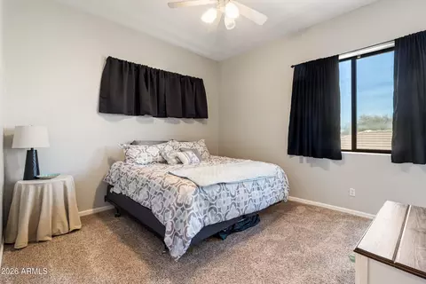 Bedroom - 5219 E Hashknife Rd, Phoenix, AZ 85054 photo 3 of 3