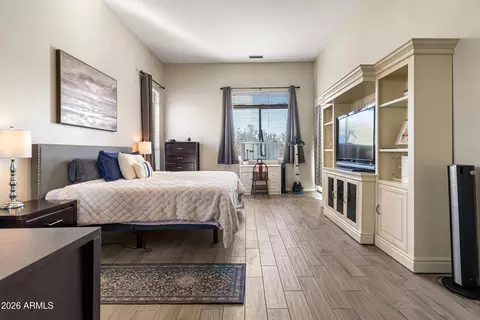 Bedroom - 5219 E Hashknife Rd, Phoenix, AZ 85054 photo 2 of 3