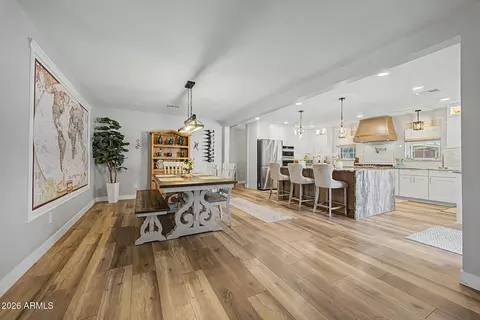 Dining - 12648 N 22nd Pl, Phoenix, AZ 85022 photo 1 of 2