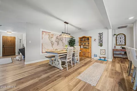 Dining - 12648 N 22nd Pl, Phoenix, AZ 85022 photo 2 of 2