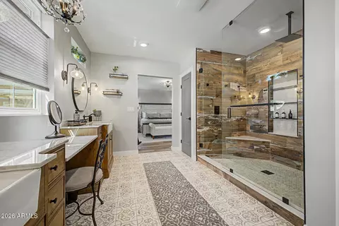 Bath - 12648 N 22nd Pl, Phoenix, AZ 85022 photo 2 of 4