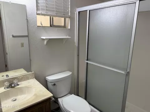 Bath - 1148 E Cheryl Dr, Phoenix, AZ 85020 photo 1 of 1