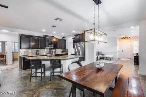 7844 W Molly Dr, Peoria, AZ 85383