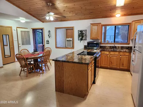 Kitchen - 2214 Sitgreaves Dr, Overgaard, AZ 85933 photo 3 of 4