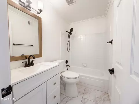 Bath - 5959 E Teton Cir, Mesa, AZ 85215 photo 1 of 3