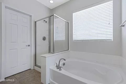 Bath - 4280 E Bruce Ct, Gilbert, AZ 85234 photo 3 of 3