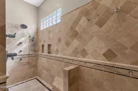 Bath - 2736 E Powell Way, Gilbert, AZ 85298 photo 4 of 6