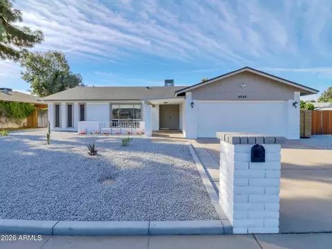 4949 W Royal Palm Rd, Glendale, AZ 85302