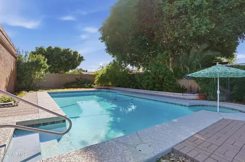 2641 Elmwood St, Mesa, AZ 85213