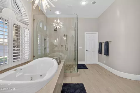 Bath - 1333 N Cliffside Dr, Gilbert, AZ 85234 photo 2 of 10