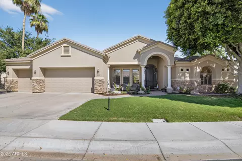 1333 N Cliffside Dr, Gilbert, AZ 85234