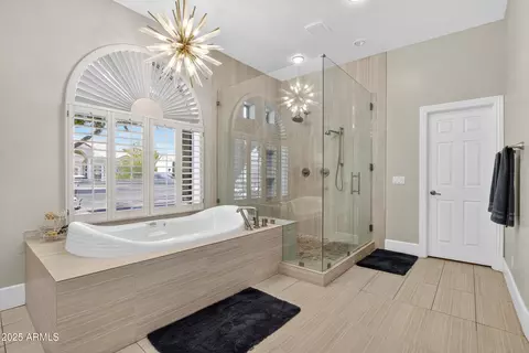 Bath - 1333 N Cliffside Dr, Gilbert, AZ 85234 photo 3 of 10