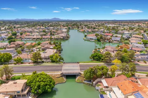 View/Area - 1333 N Cliffside Dr, Gilbert, AZ 85234 photo 4 of 4