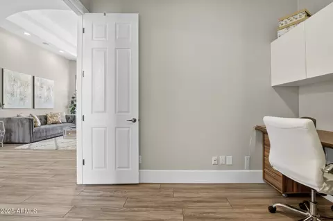 Entry Way - 1333 N Cliffside Dr, Gilbert, AZ 85234 photo 4 of 7