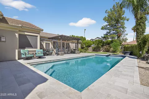 Exterior - 1333 N Cliffside Dr, Gilbert, AZ 85234 photo 10 of 20