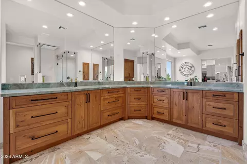 Bath - 8540 E Mcdowell Rd #117, Mesa, AZ 85207 photo 4 of 10