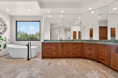Bath - 8540 E Mcdowell Rd #117, Mesa, AZ 85207 photo 6 of 10