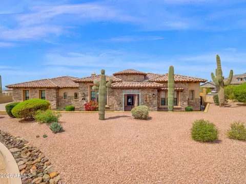 8925 E Rosedale Cir, Mesa, AZ 85207