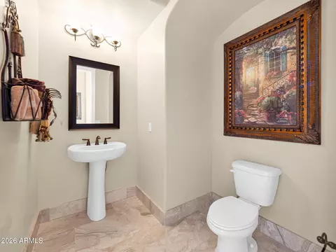 Bath - 8925 E Rosedale Cir, Mesa, AZ 85207 photo 10 of 11